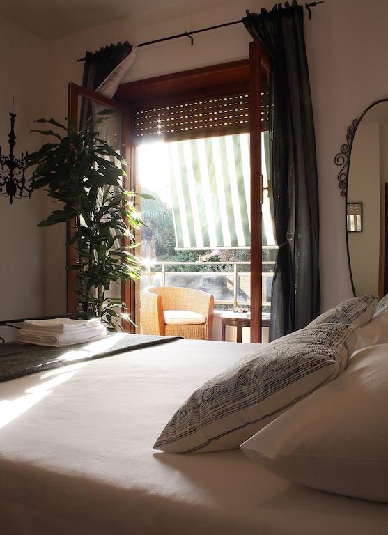Bed Rooms Roma Phòng bức ảnh