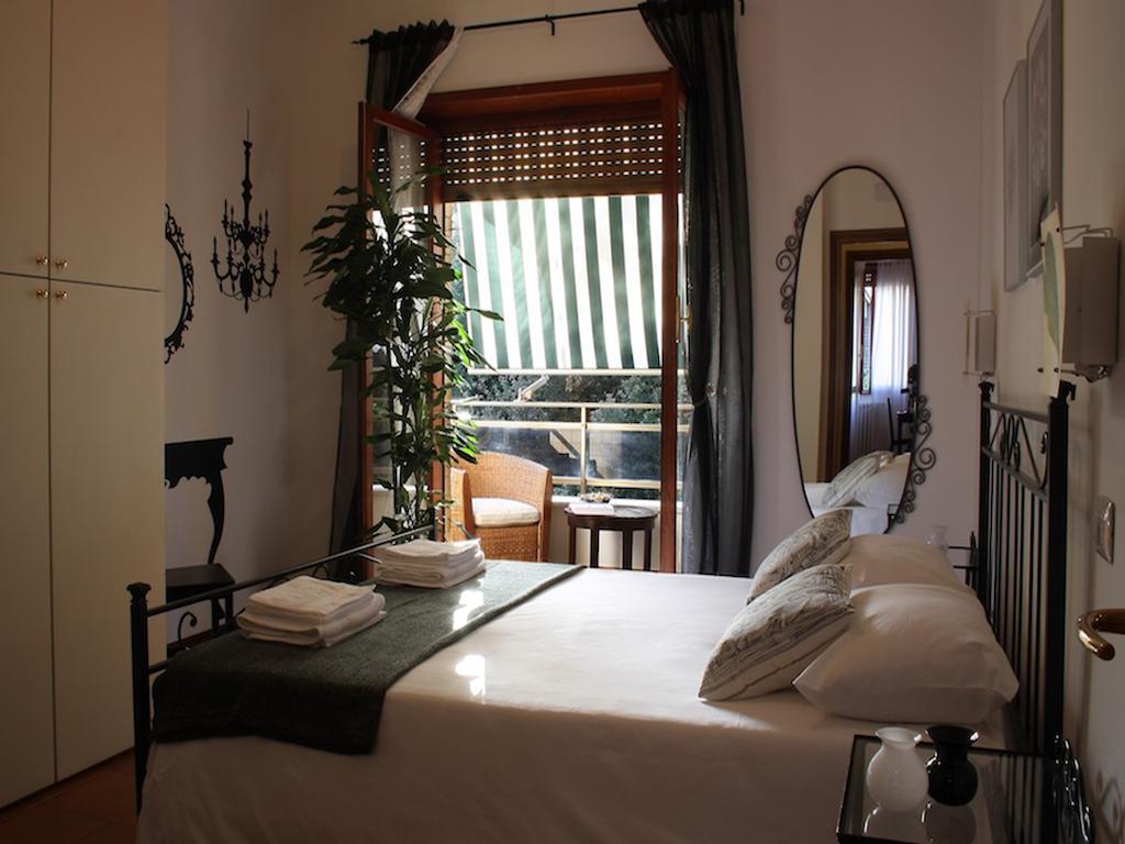 Bed Rooms Roma Phòng bức ảnh