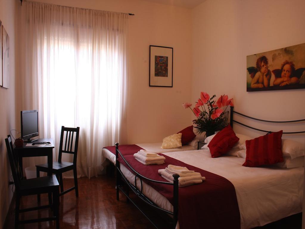 Bed Rooms Roma Phòng bức ảnh